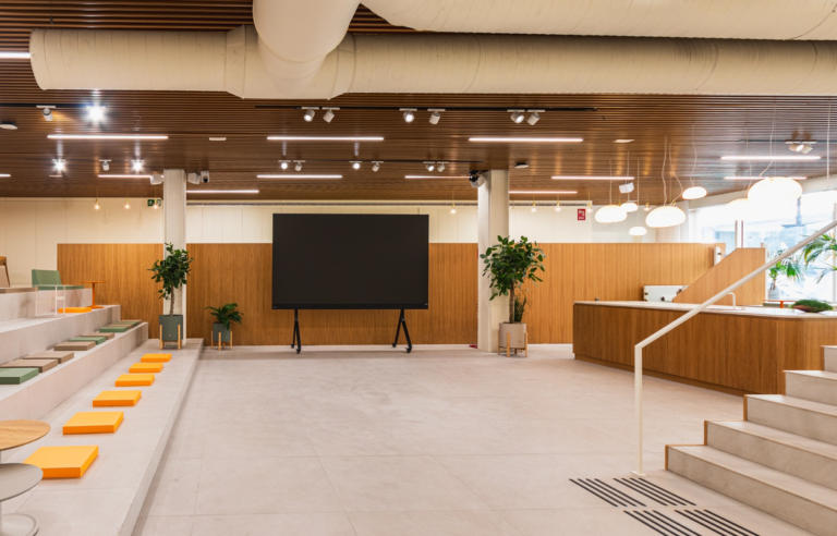 Copy of modal 01 768x492
