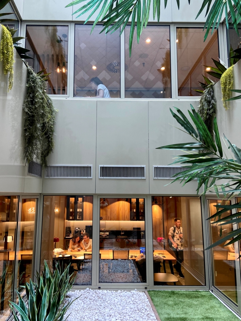 Edificio 768x1024