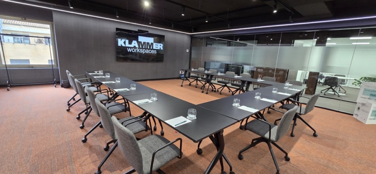 Klammer Carlos III sala reuniones 768x355