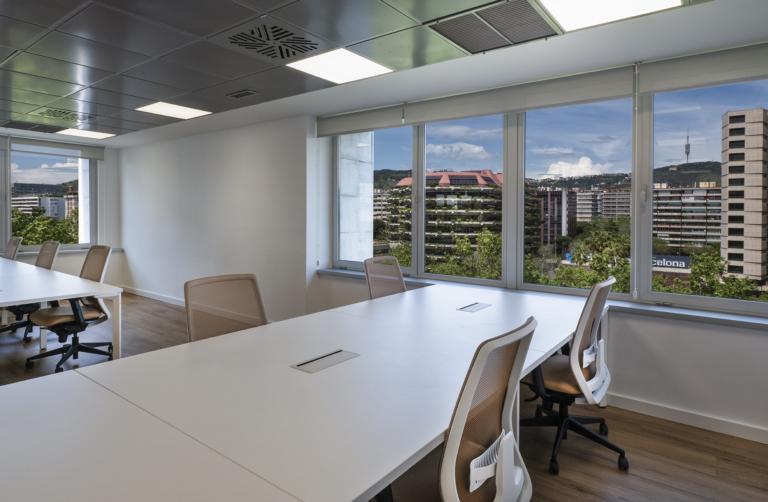 03. Oficina Privada con Vistas a Diagonal 768x502
